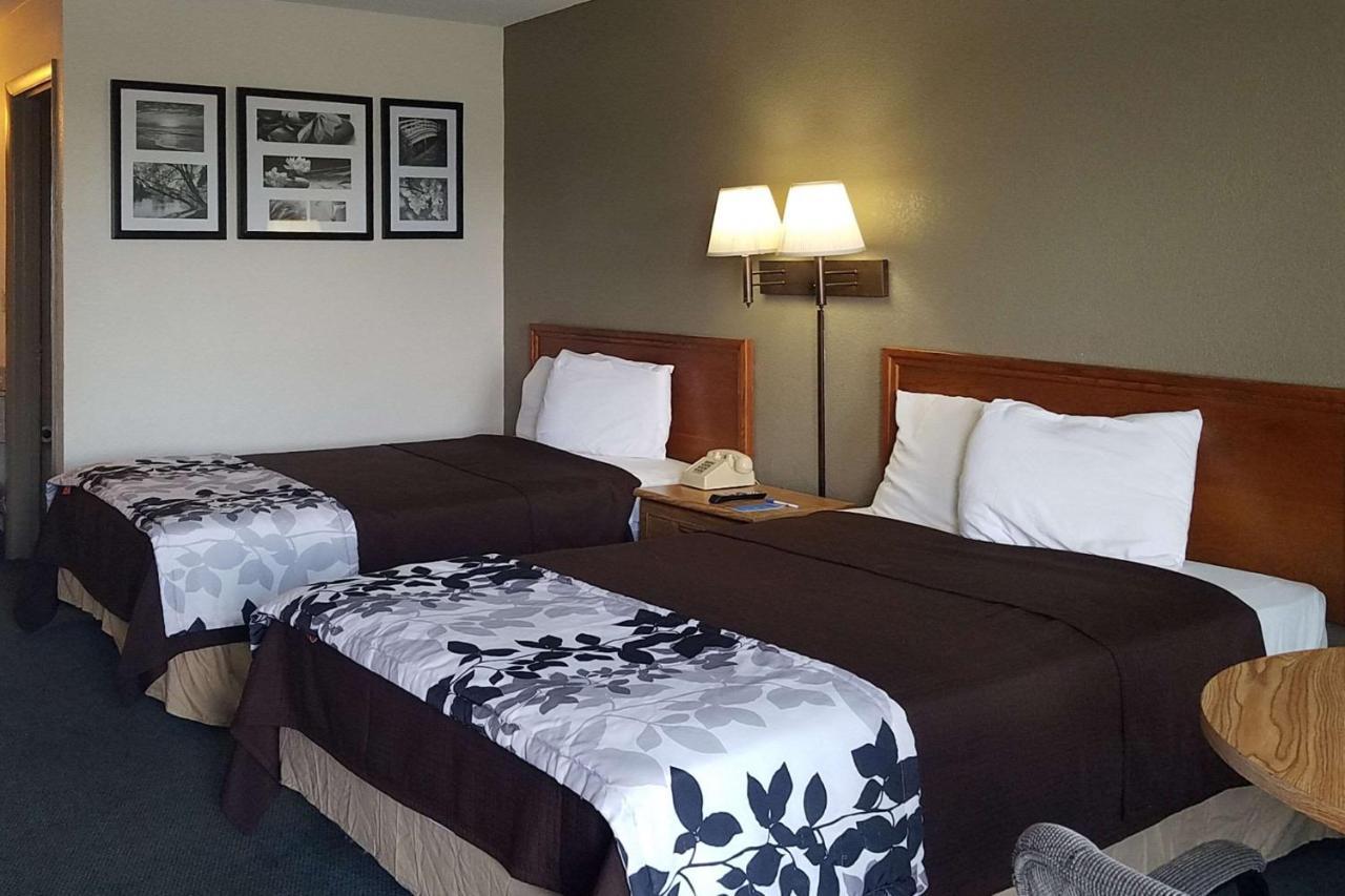 Travelers Inn & Suites Самтер Экстерьер фото