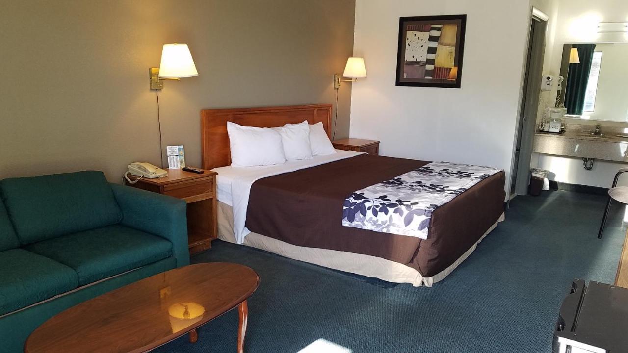 Travelers Inn & Suites Самтер Экстерьер фото