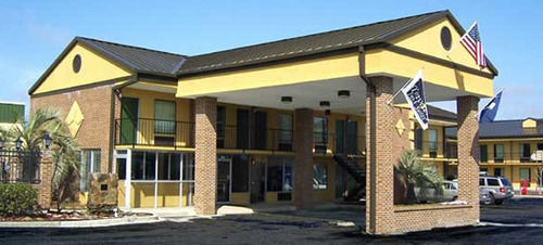 Travelers Inn & Suites Самтер Экстерьер фото